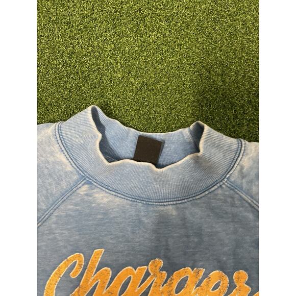 Los Angeles Chargers pullover sweatshirt light blue size XL - Picture 3 of 5